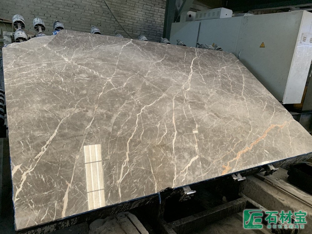 意大利灰(托马斯灰)