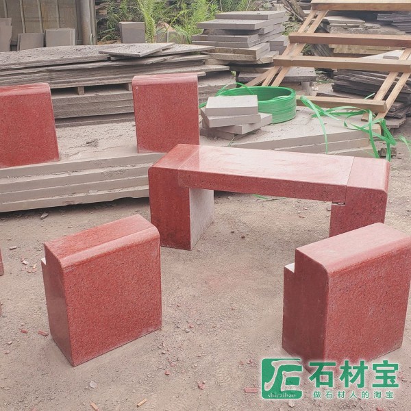 中国红石凳