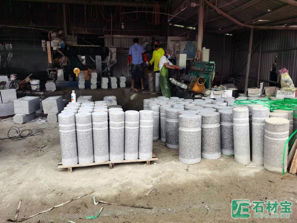 G603花岗岩芝麻白石材挡车石路障石