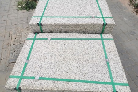 定制花岗岩黄金麻 园林建筑石材 随州黄金麻火烧面 外墙干挂黄锈石