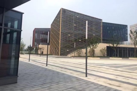 随州黄金麻地铺石外墙干挂工程案例 