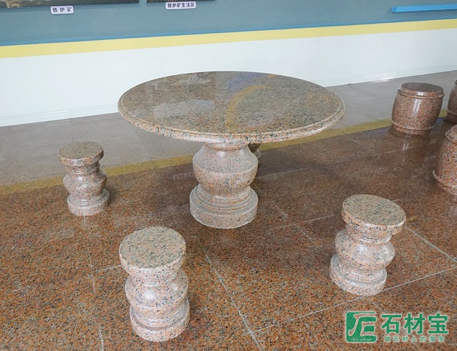 石桌凳