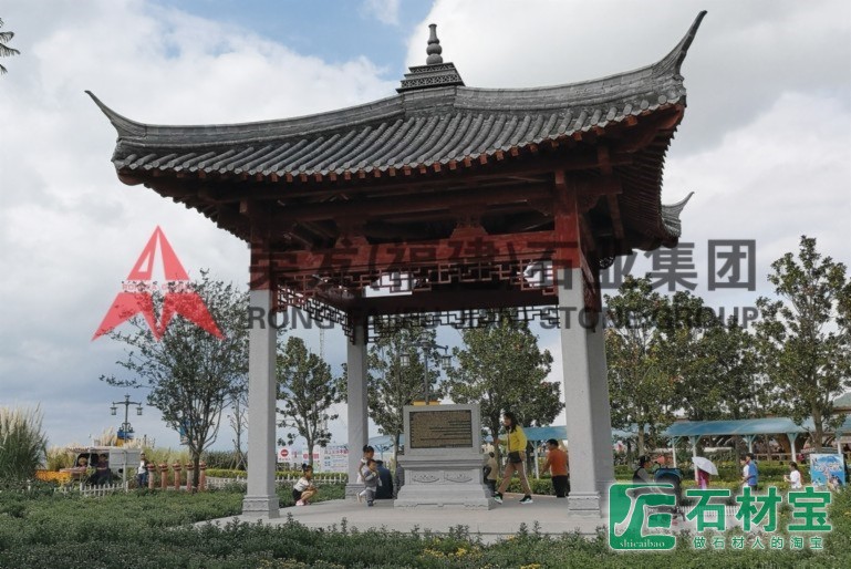 七彩云南古滇名城湿地公园安江古渡碑亭