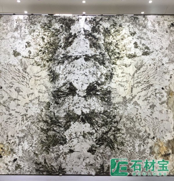 孔雀开屏