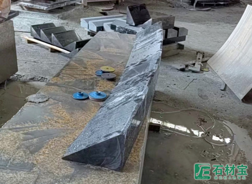 异形