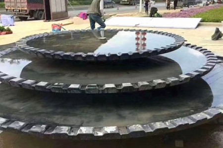 黑金沙喷水池