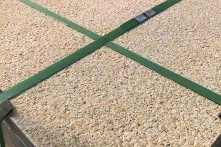 黄绣荔枝面