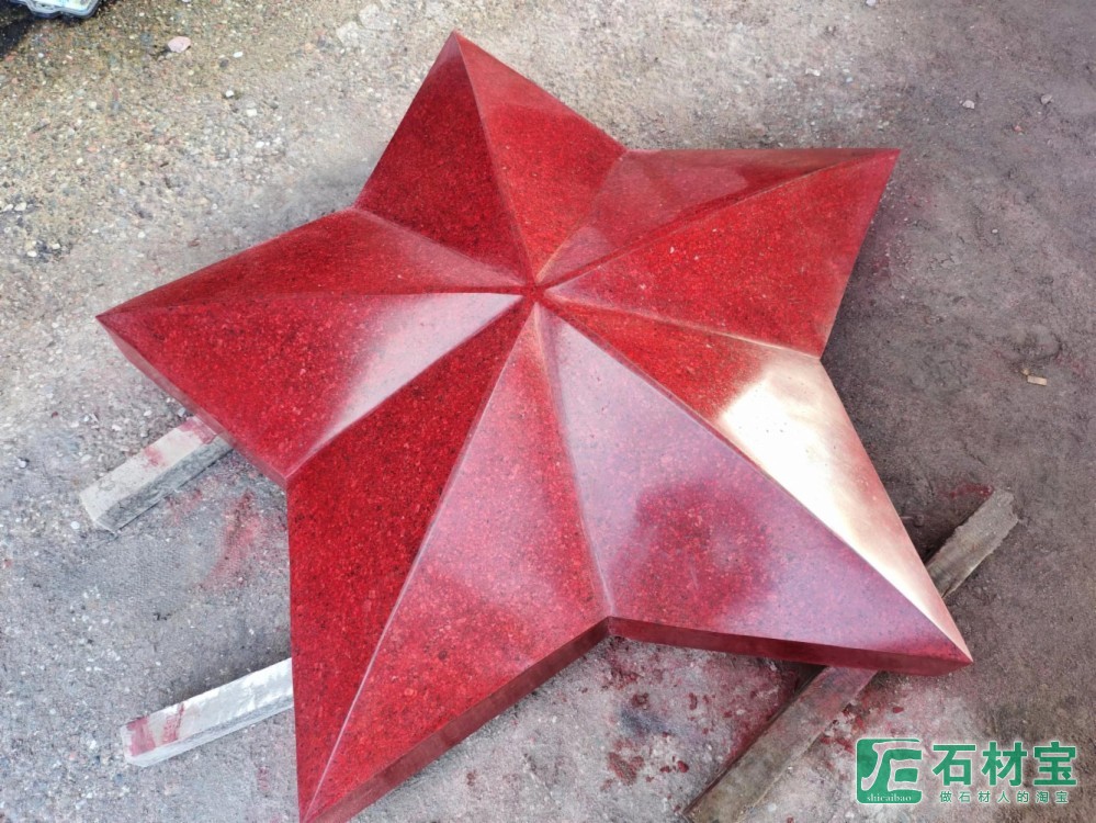 中国红雕刻