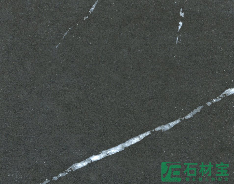 黑白根 12D77