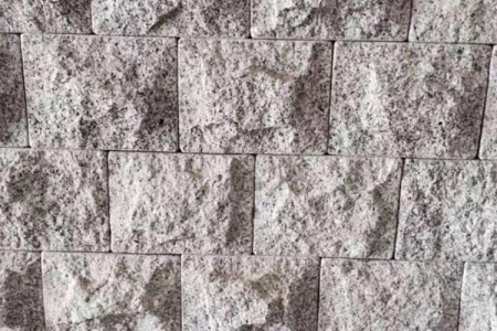 芝麻灰花岗岩石材自然面文化石背景墙