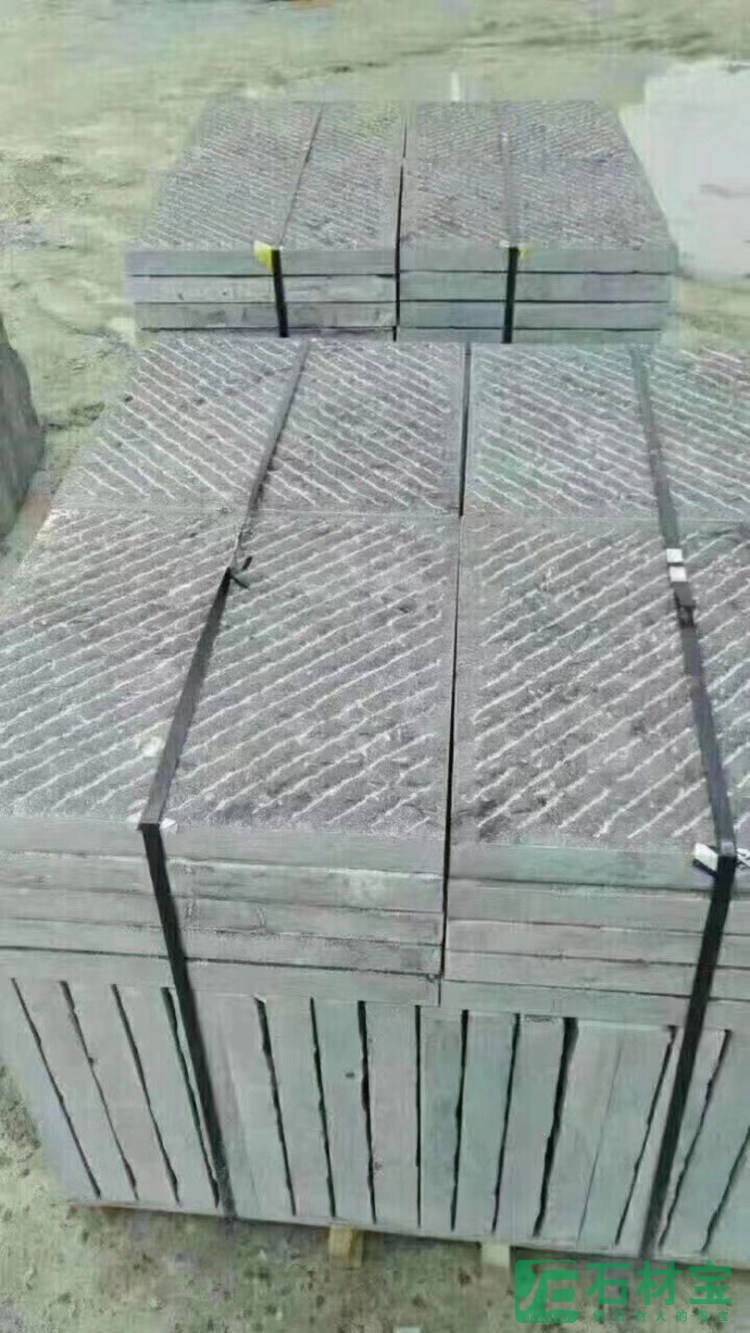 青石凿面