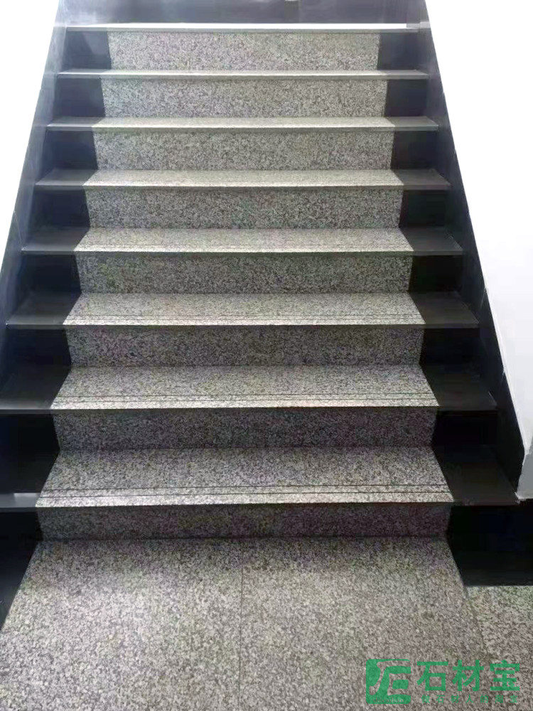 楼梯板