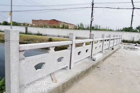 桥栏杆