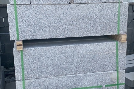 路沿石