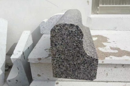 路沿石