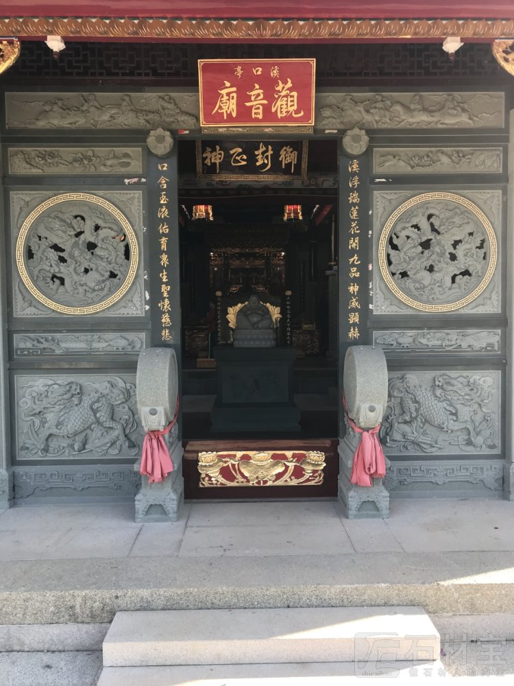 寺庙雕刻