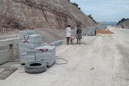 湖南芝麻灰路沿石