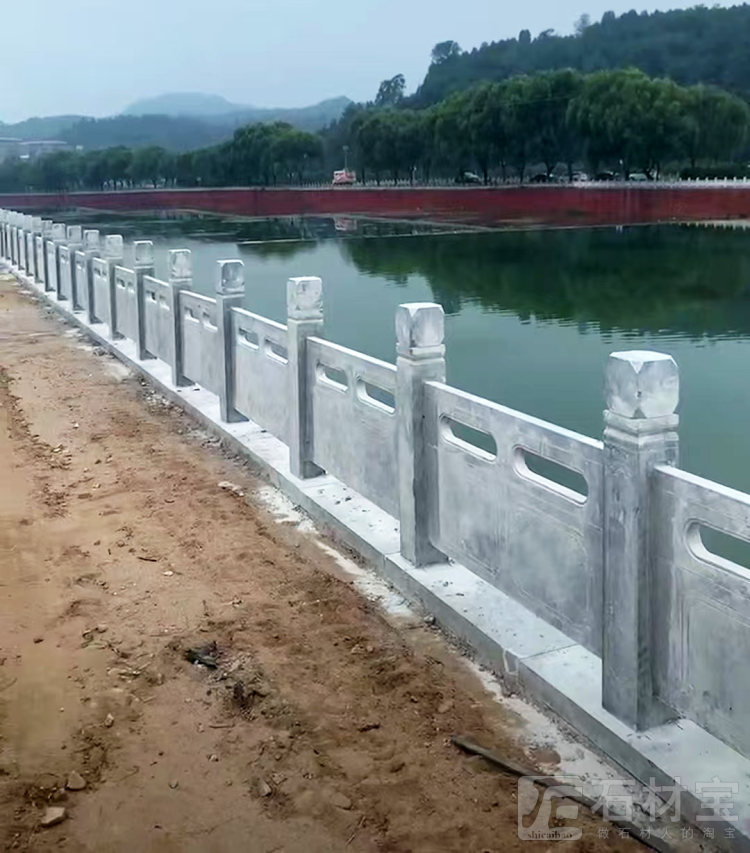 石栏杆