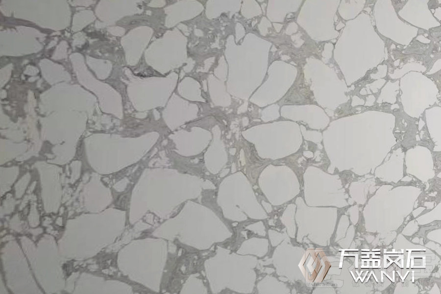 千层碧玺玉