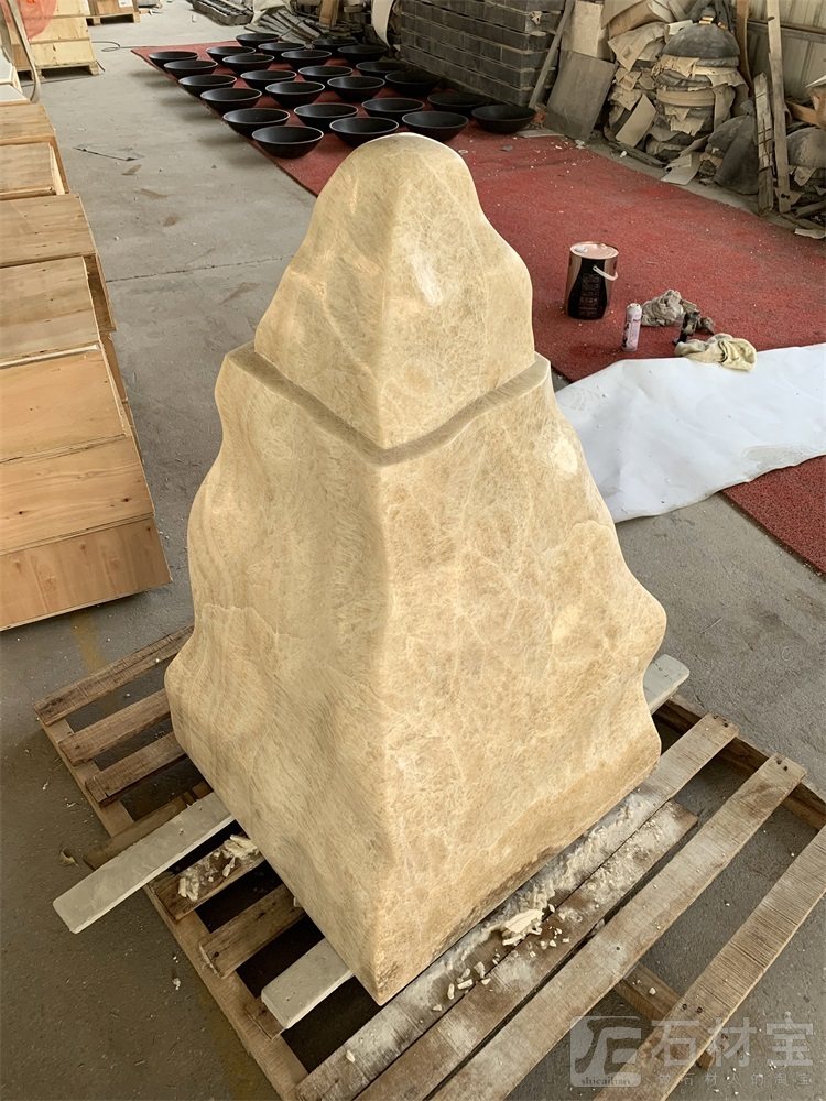 松香玉咖啡桌