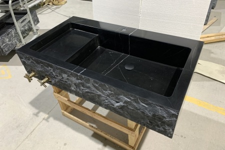 黑白根一体盆