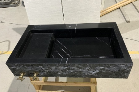 黑白根一体盆