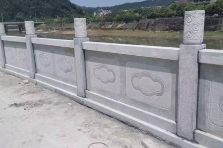 栏杆
