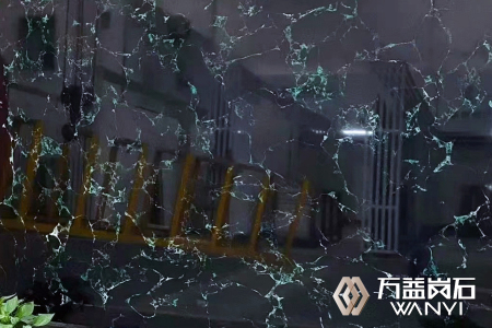 千层蓝翡翠