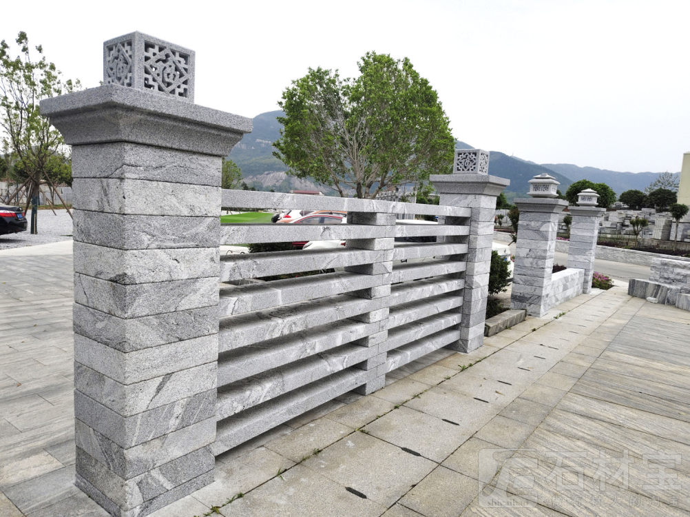 山水岩喷砂面围栏