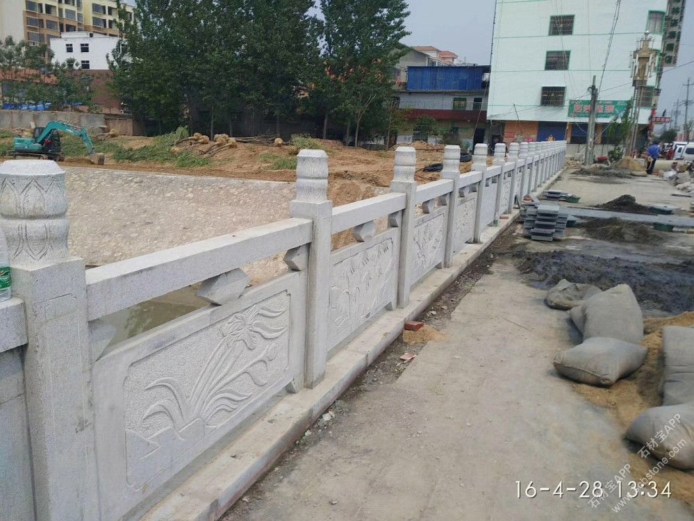 河南芝麻白栏杆
