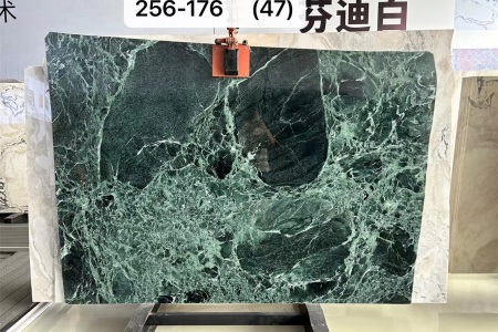 普拉达绿