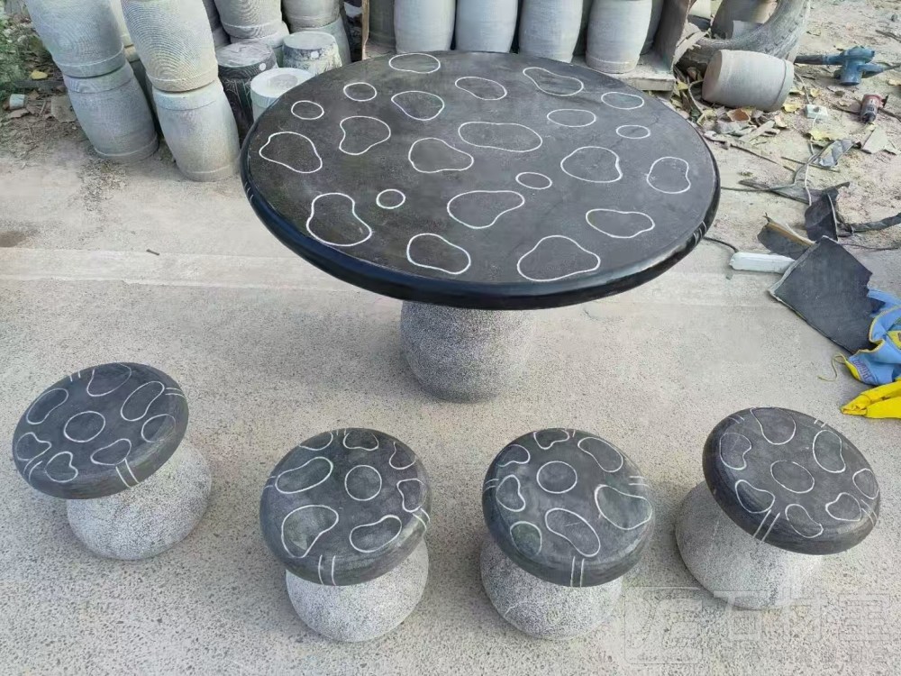 青石桌