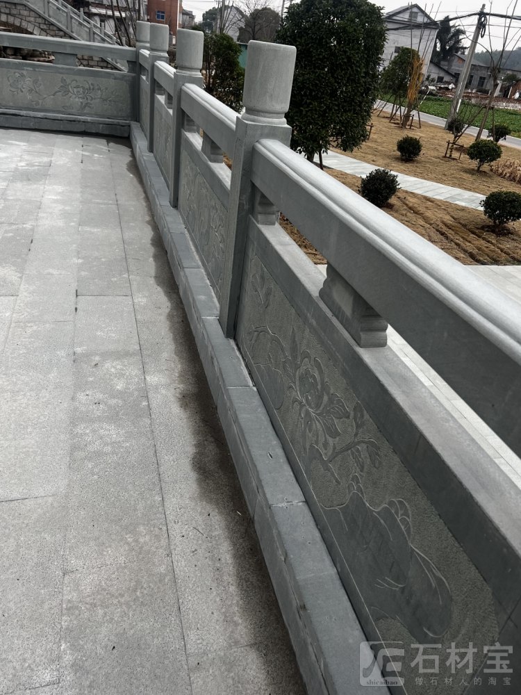 栏杆