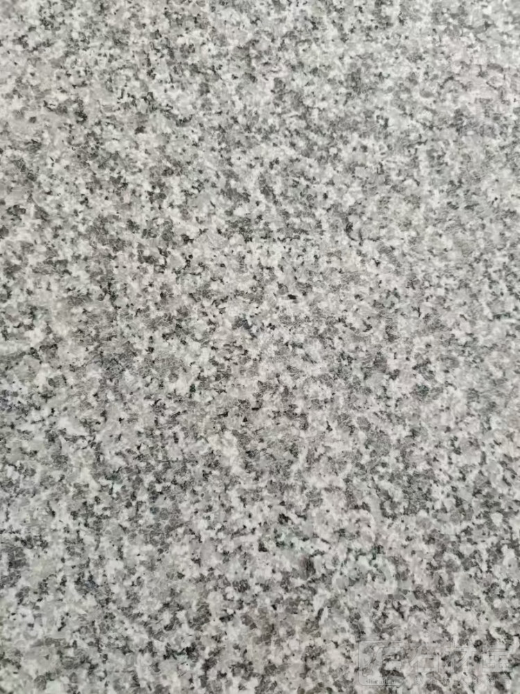 623