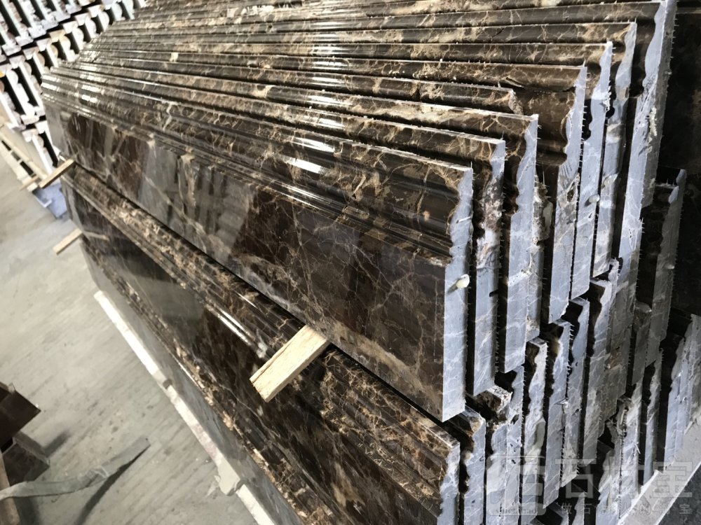 进口深啡网踢脚线