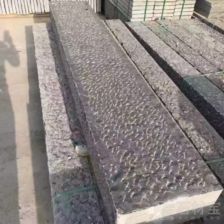 青石地铺石