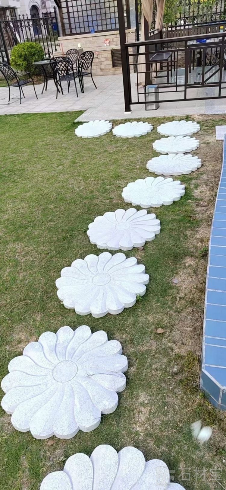 莲花踏步