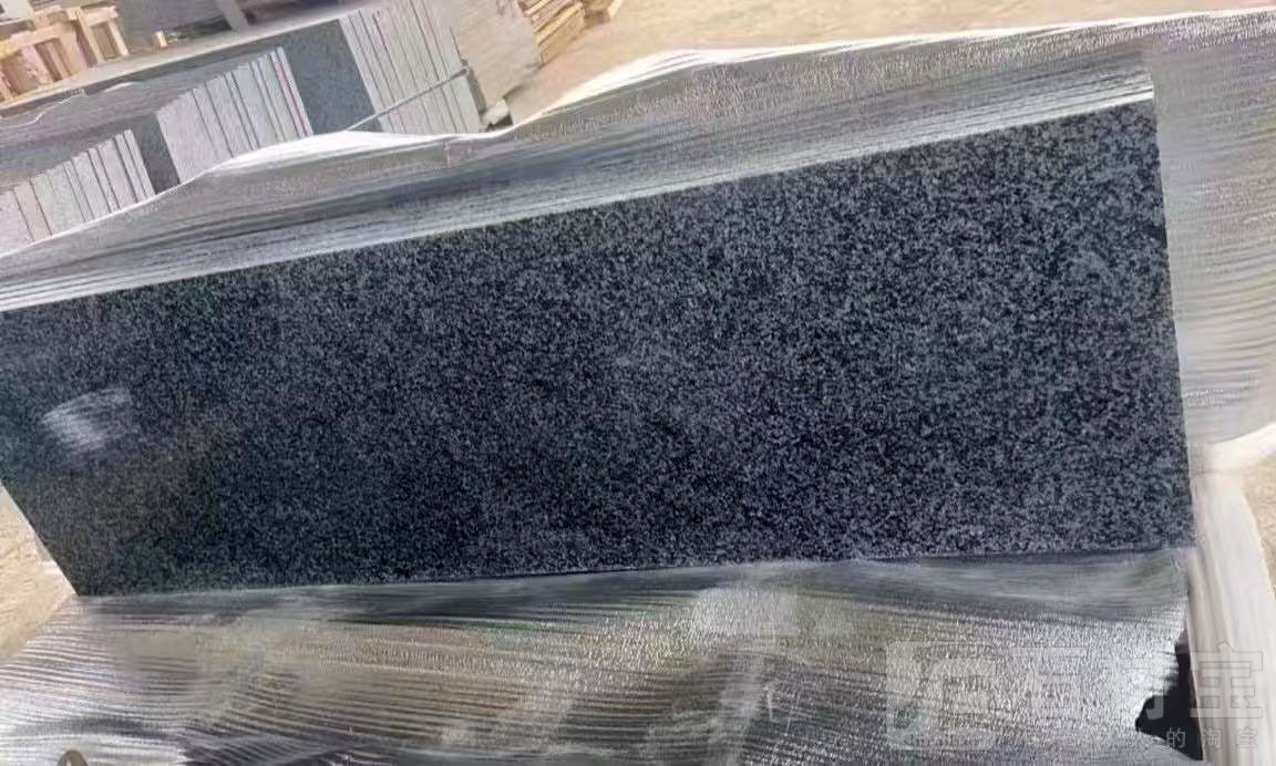 芝麻黑工程板