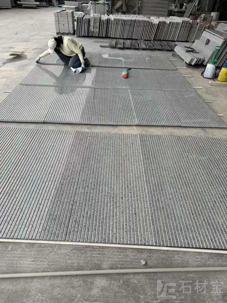 蓝眼睛