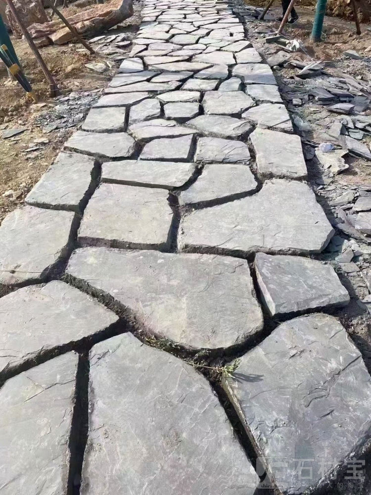 青石碎拼