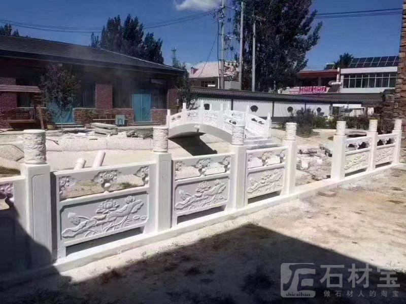 石栏杆
