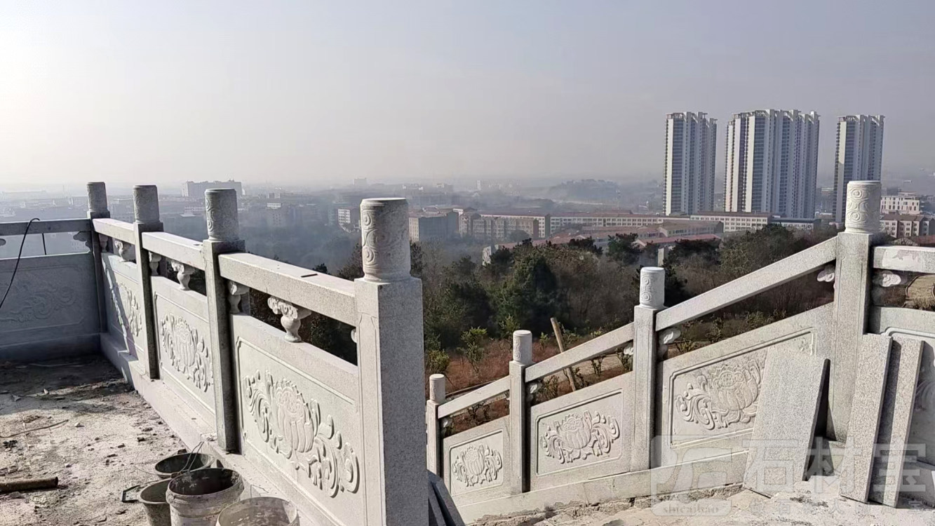 石栏杆