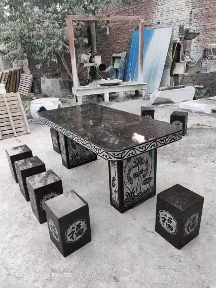 青石桌