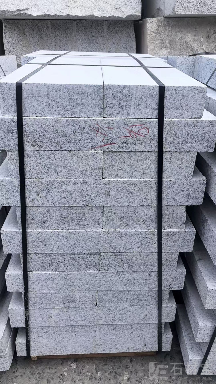 路沿石