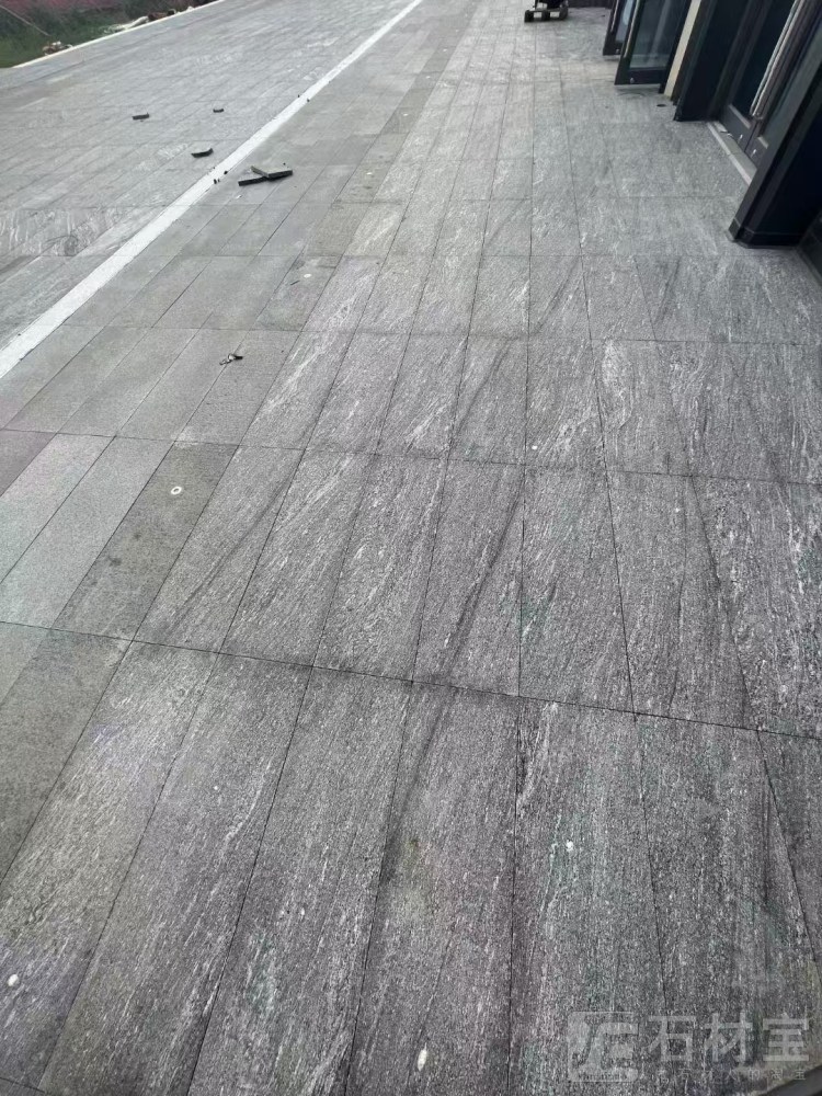 浪涛沙地铺