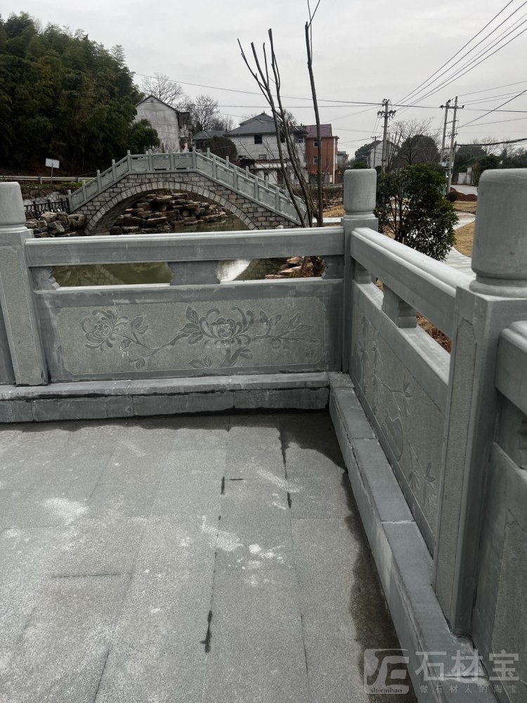 栏杆