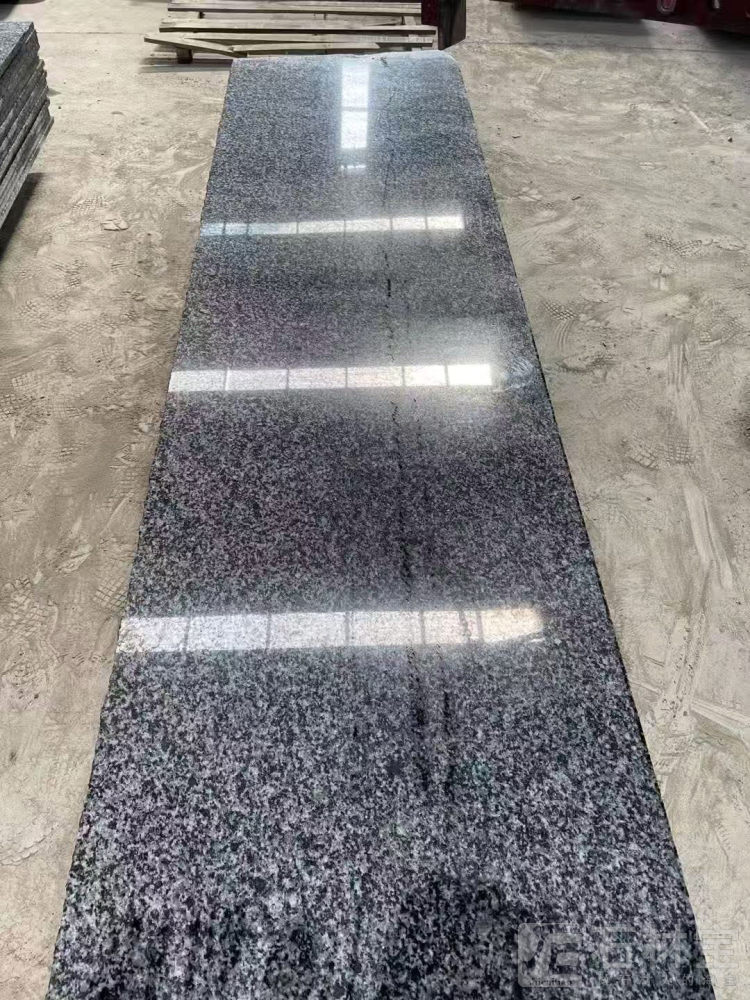 芝麻黑光面板