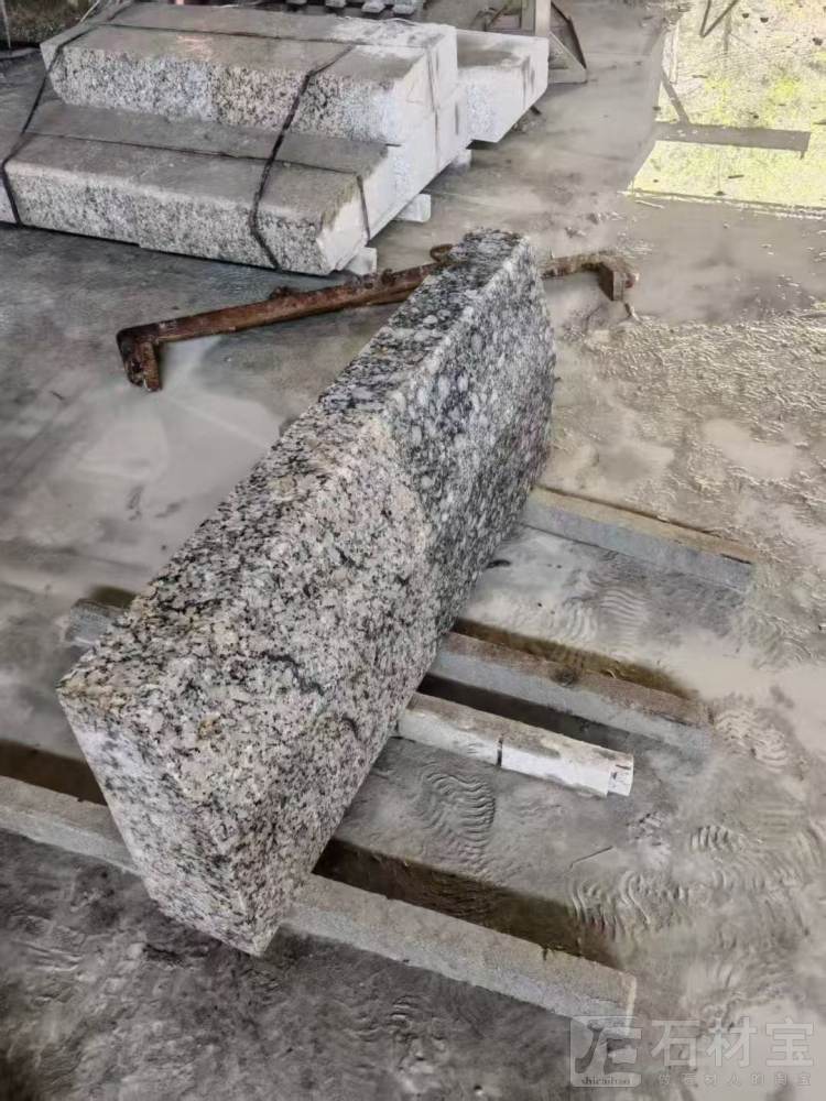 路沿石