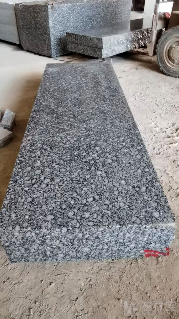 大花灰麻路沿石