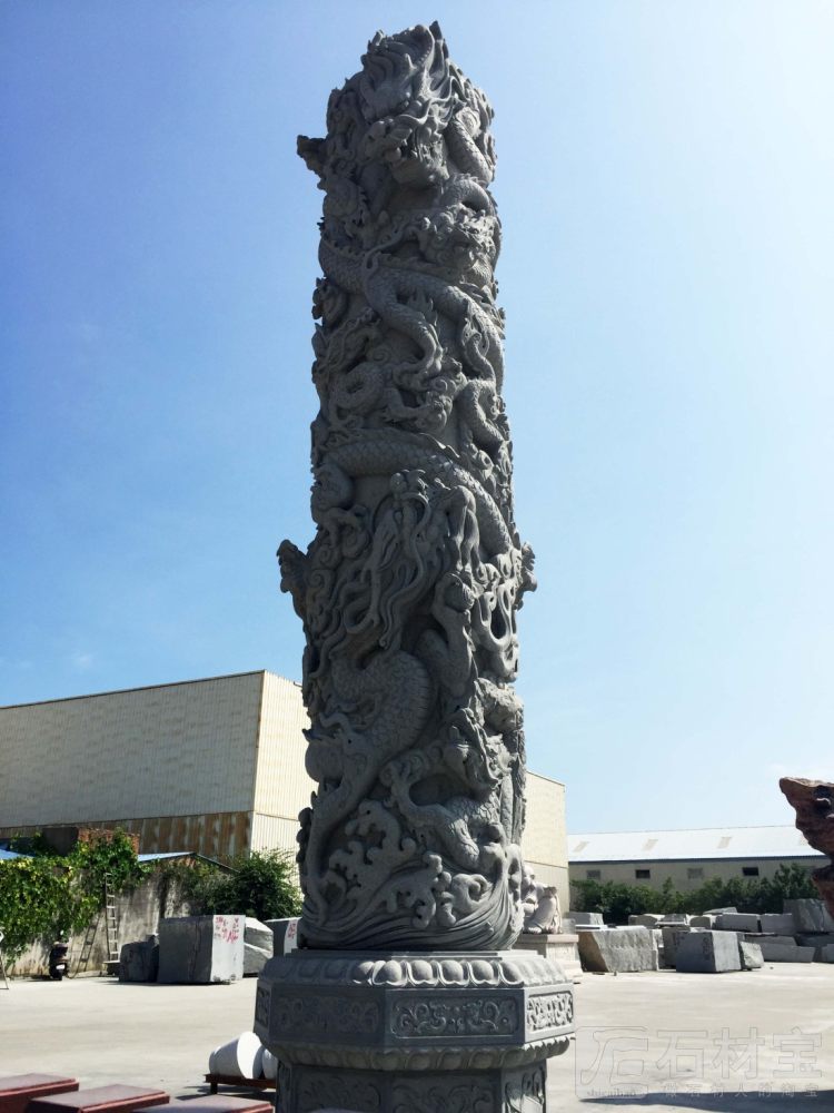 龙纹柱